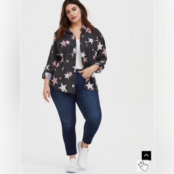 Torrid Gray and Pink Star Oversized Button Down Shirt - Picture 9 of 12